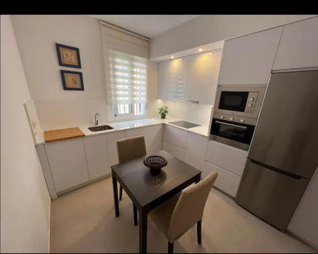 Apartamento La Canela Нерха Номер фото